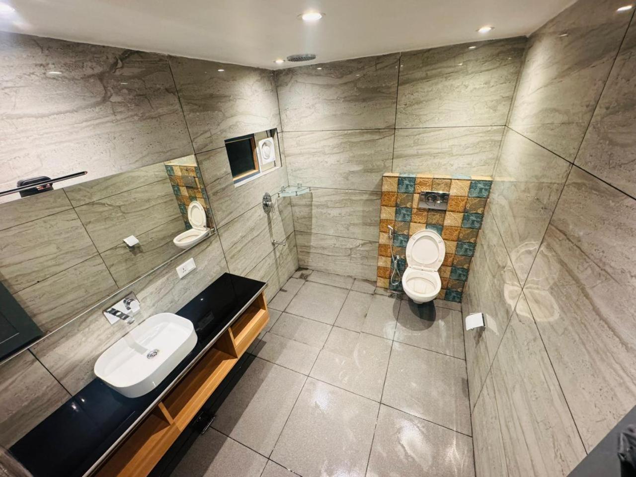 De Elaaf The Luxury Stay Σριναγκάρ Εξωτερικό φωτογραφία