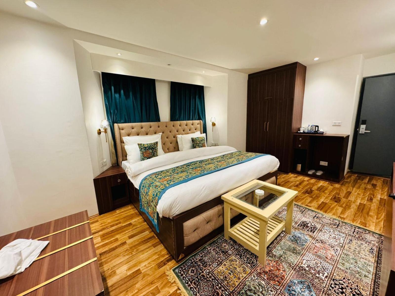 De Elaaf The Luxury Stay Σριναγκάρ Εξωτερικό φωτογραφία