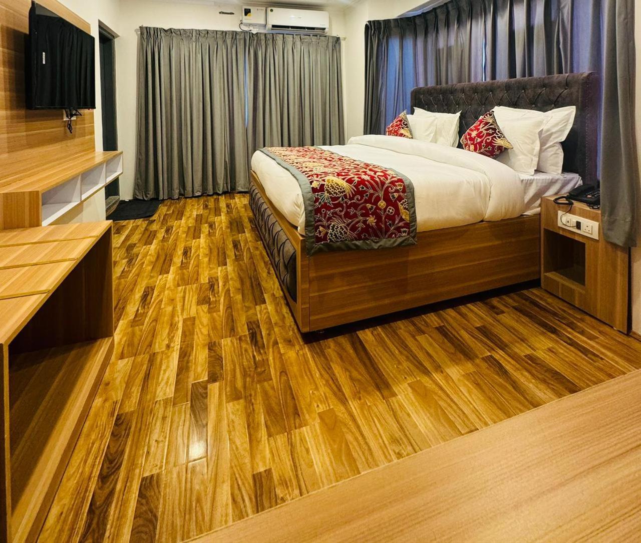 De Elaaf The Luxury Stay Σριναγκάρ Εξωτερικό φωτογραφία