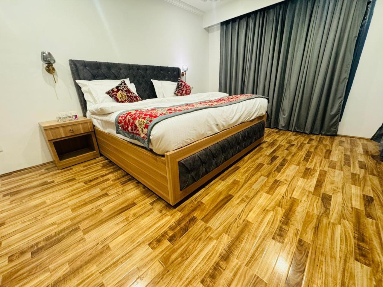 De Elaaf The Luxury Stay Σριναγκάρ Εξωτερικό φωτογραφία